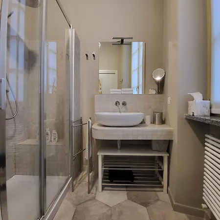 Pertinace Centro Storico Διαμέρισμα Άλμπα