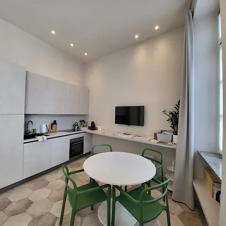 Διαμέρισμα Pertinace Centro Storico Άλμπα