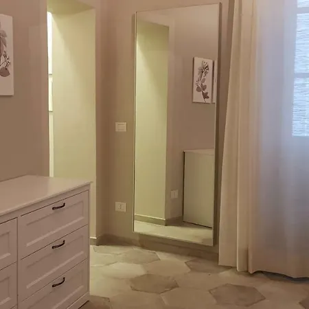 Pertinace Centro Storico Διαμέρισμα Άλμπα