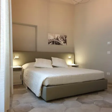 Pertinace Centro Storico Apartment